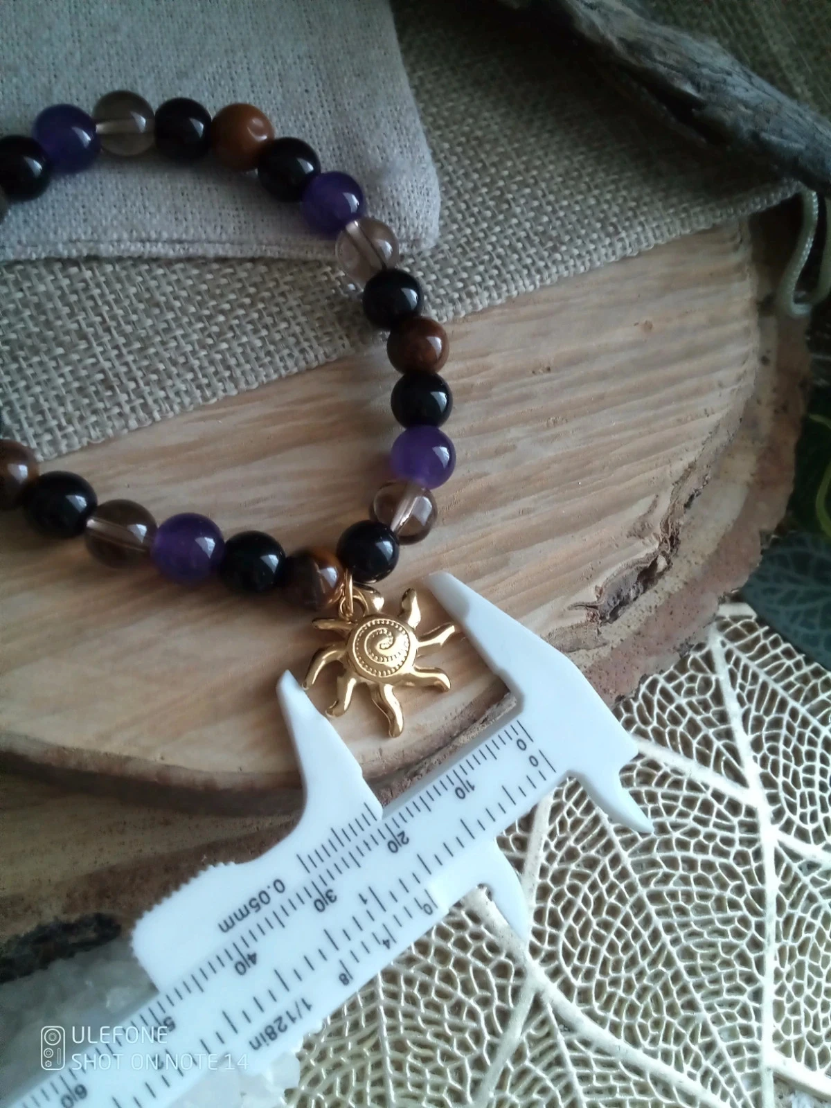 Bracelet protection en pierres naturelles et soleil – photo 4